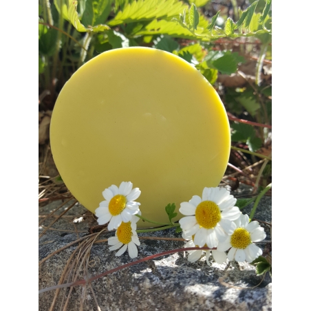 savon saponifié à froid sans lait, à l'huile d'olive et de jojoba, mandarine et lavandin