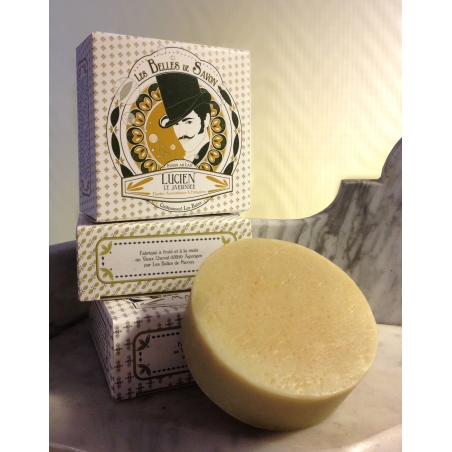 Savon naturel Plantes aromatiques et potagères.Lait entier et huile de chanvre saponifié à froid