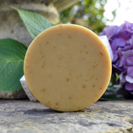 savon naturel au miel et aux huiles essentielles de palmarosa et camomille romaine de France bio savon naturel au miel et aux huiles essentielles de palmarosa et camomille romaine de France bio
