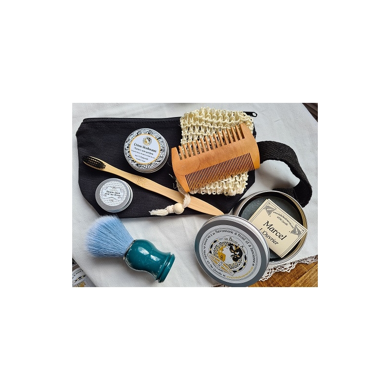 Trousse brodée Les Belles de Savon