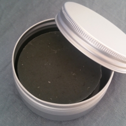 Savon naturel de rasage crème de ricin et charbon